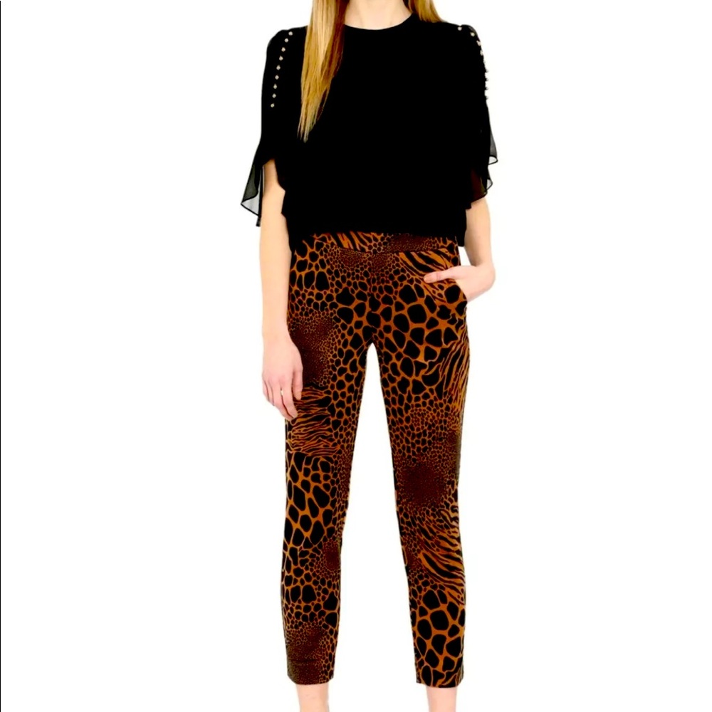MICHAEL KORS
Brown
Animal Print
Pocketed
Cropped
Pull On Stretch